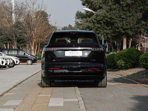 2025�� 636Ultra���Ȱ� 5��