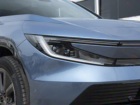 2025�� ����������Max