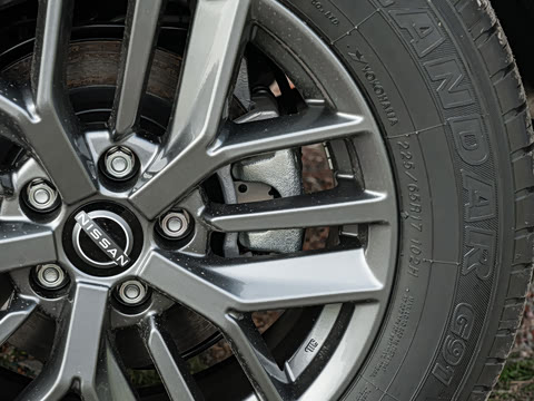 2025�� ���� 2.0L �������İ�