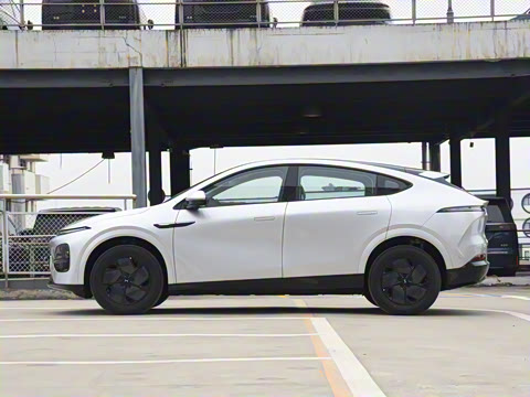 2025�� 625 ������ Max �Ƽ���