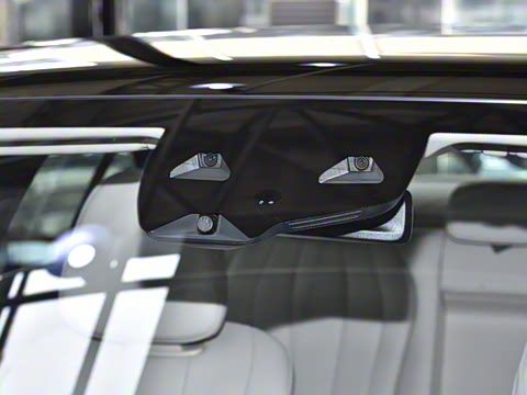 2025�� E 300 �������˶���