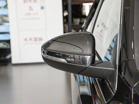 2025�� �Ŀ�� 300TSI DSG׿Խ��