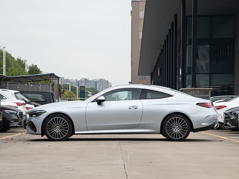 2025�� CLE 260 ���ܳ�