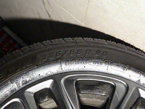 2025�� 2.0T ����������������ڱ��