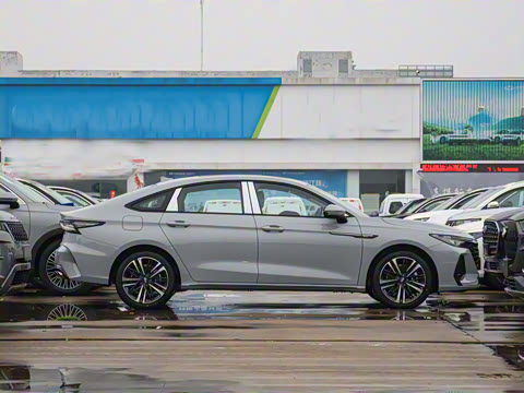 2025�� 2.0T DCT��