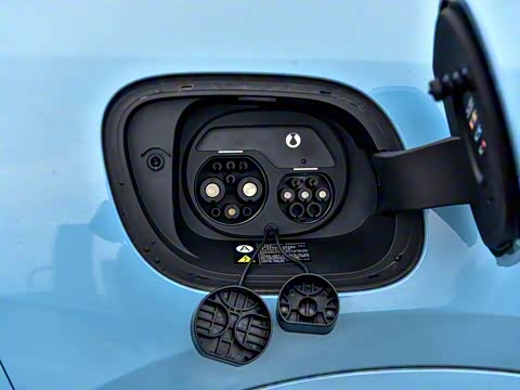 2025�� 702 �Ǽ�˫�������ٰ�