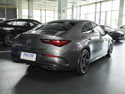 2025�� CLA 260 4MATIC