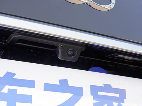 2025�� 40 TFSI ����������