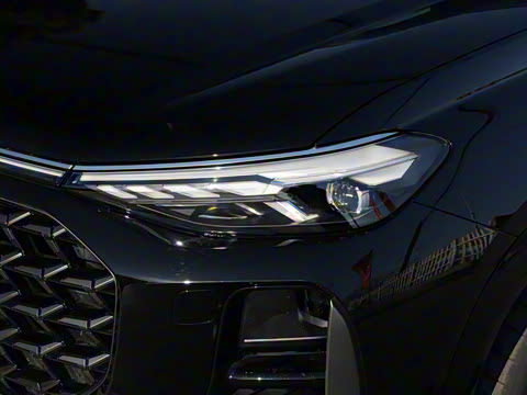 2024�� 50 TFSI quattro ����ʿ�� 6��