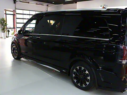 2025�� LS570TX ���