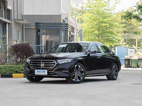 2025�� �Ŀ� E 300 L ������