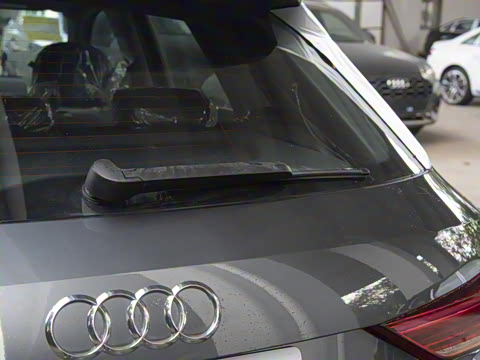 2025�� quattro 45�����ذ� 35TFSI ʱ�ж�����