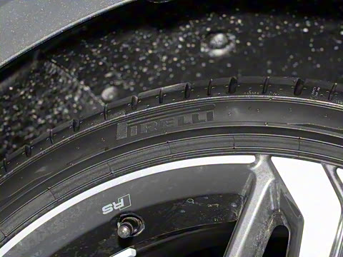 2025�� 200���������� 40 TFSI ����������