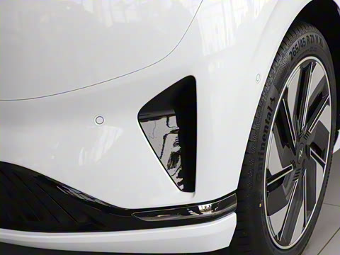 2025�� 210Ultra���̰� 6��