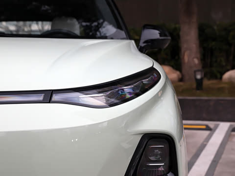 2025�� 210km ������