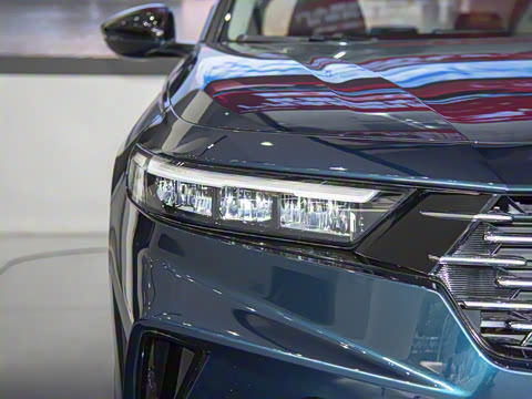 2025�� �˶�ϵ�� 260TURBO ������