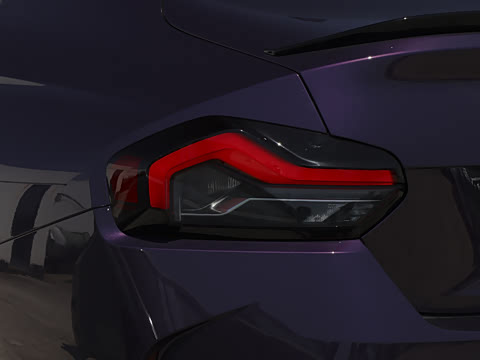 2025�� M240i xDrive