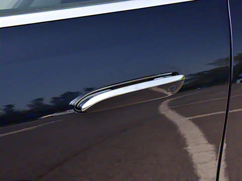 2024�� E 300 L ����˶���