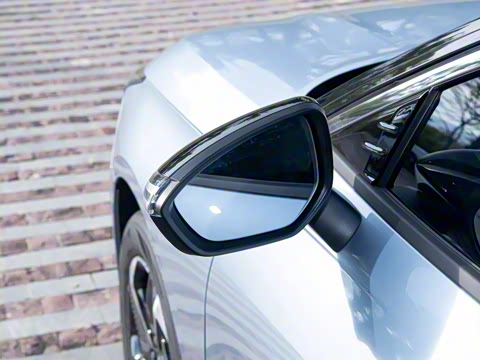 2025�� EM-i 140km ̽��+��