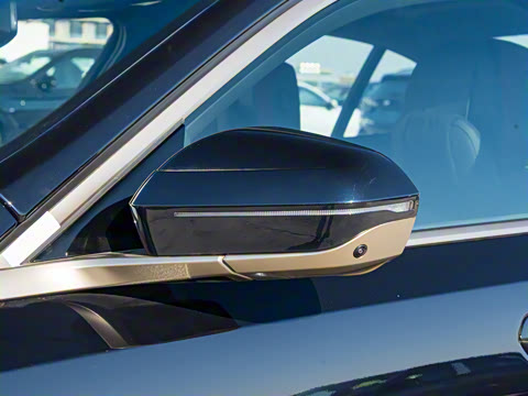 2025�� 530Li ������ ������װ