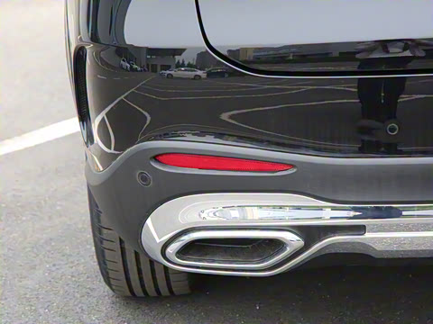 2024�� GLC 260 L 4MATIC ������ 7��