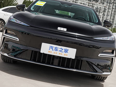 2025�� 130km EM-i ������