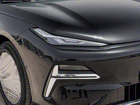 2025�� 130km EM-i ������