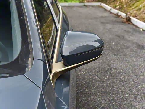 2025�� 530Li ������ ������װ