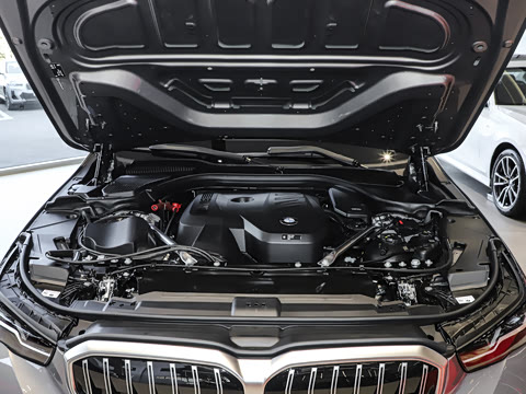 2025�� 525Li M�˶���װ