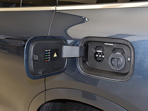 2024�� ���� Max�� 52kWh 5����