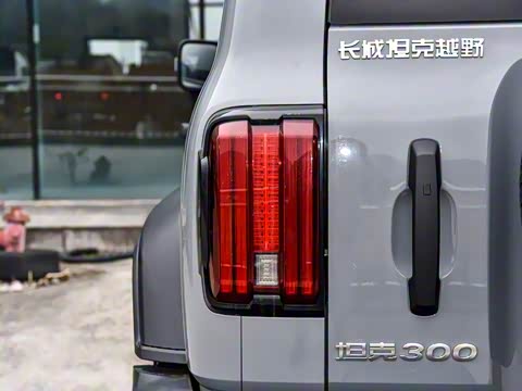 2025�� 2.4T ���Ͱ�