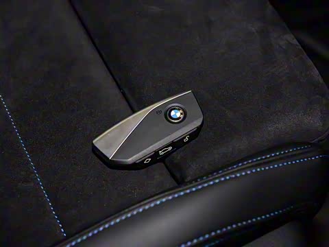 2024�� xDrive25i M�˶���ҹ��װ