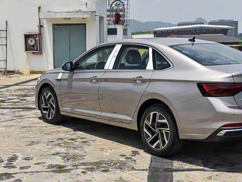 2025�� �Ŀ�� 300TSI DSG��Խ��