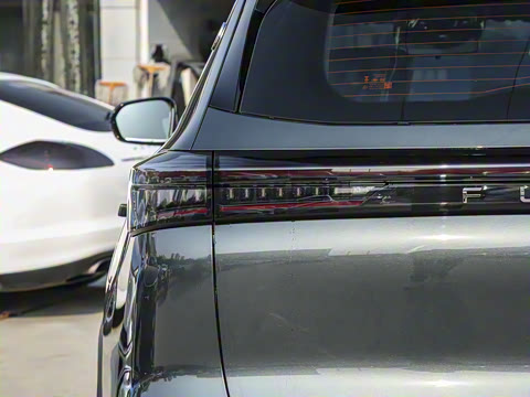 2025�� 1.5T 130km ���� 5��