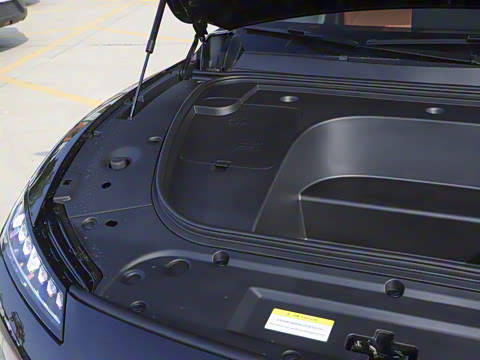 2025�� ���� 650ProѲ����