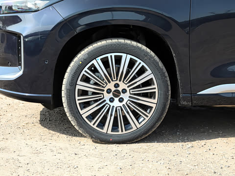 2025�� 180 ��������Ultra���� 6��