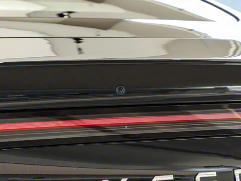 2025�� 705km Max