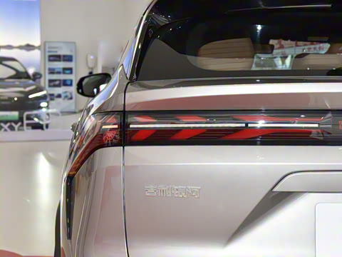 2025�� EM-i 115km ̽��+��