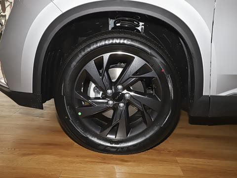 2025�� 1.5T ���а�