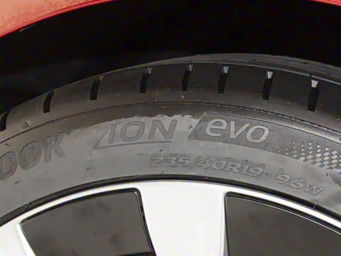 2025�� ����������