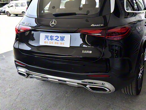 2024�� GLC 300 L 4MATIC ������ 7��