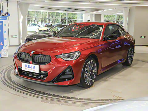 2025�� M240i xDrive
