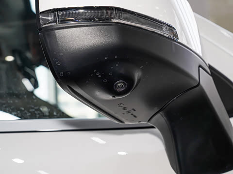 2025�� 2.0T�Զ�������Ӣ�� ����