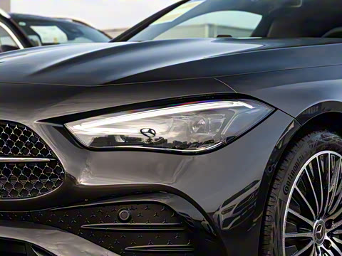 2025�� CLE 260 ���ܳ�