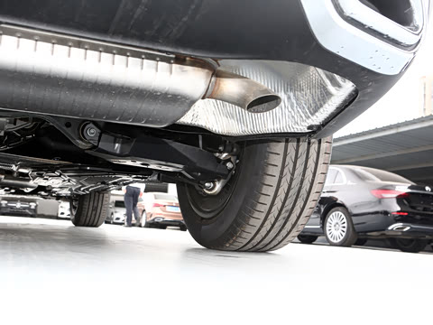 2024�� GLC 260 L 4MATIC ������ 5��