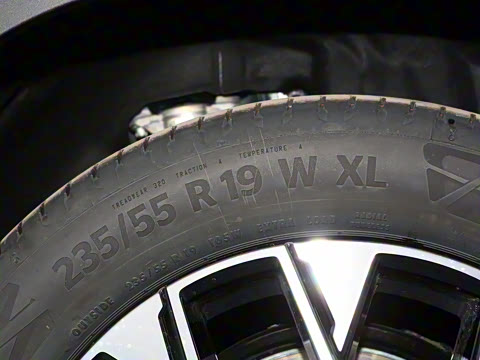 2024�� GLC 260 L 4MATIC ������ 5��