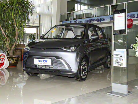 2025�� Mate 300km׷���