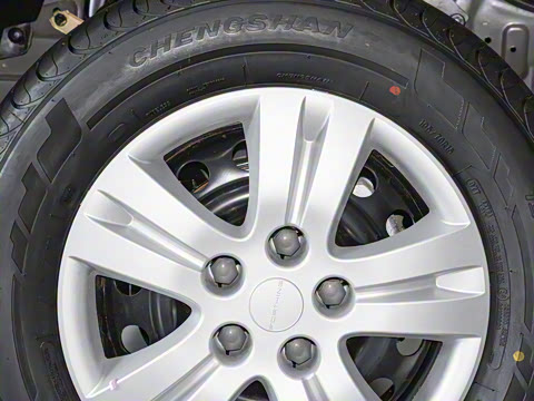 2025�� M5 1.6L ���������� 9��