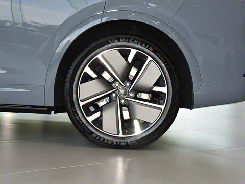 2025�� Pro ���ܻ��°�