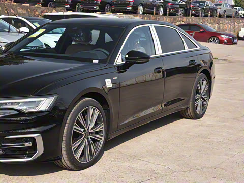 2025�� �Ŀ� 55 TFSI quattro ����������